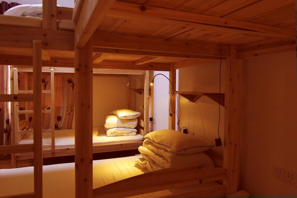 Lan Shan Chu Youth Hostel Яншуо Номер фото